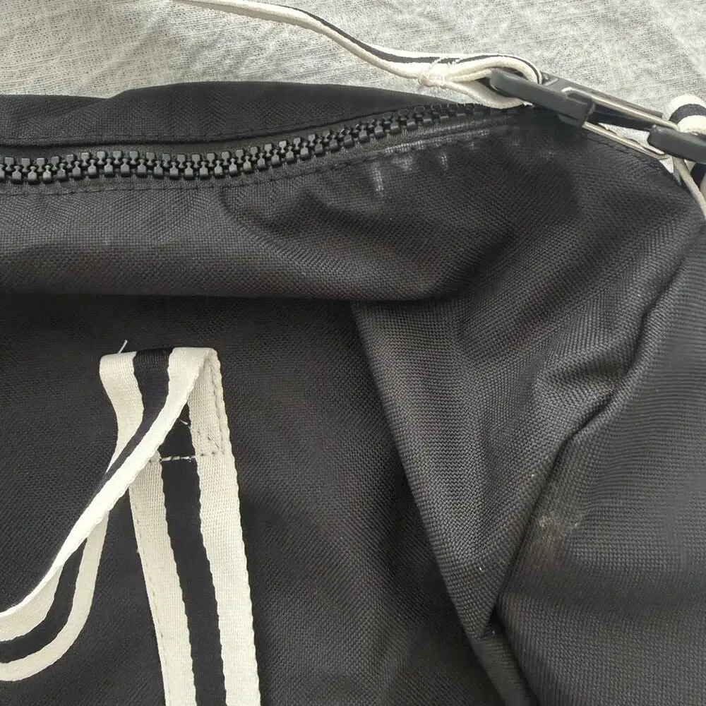 Nike nwt *stained